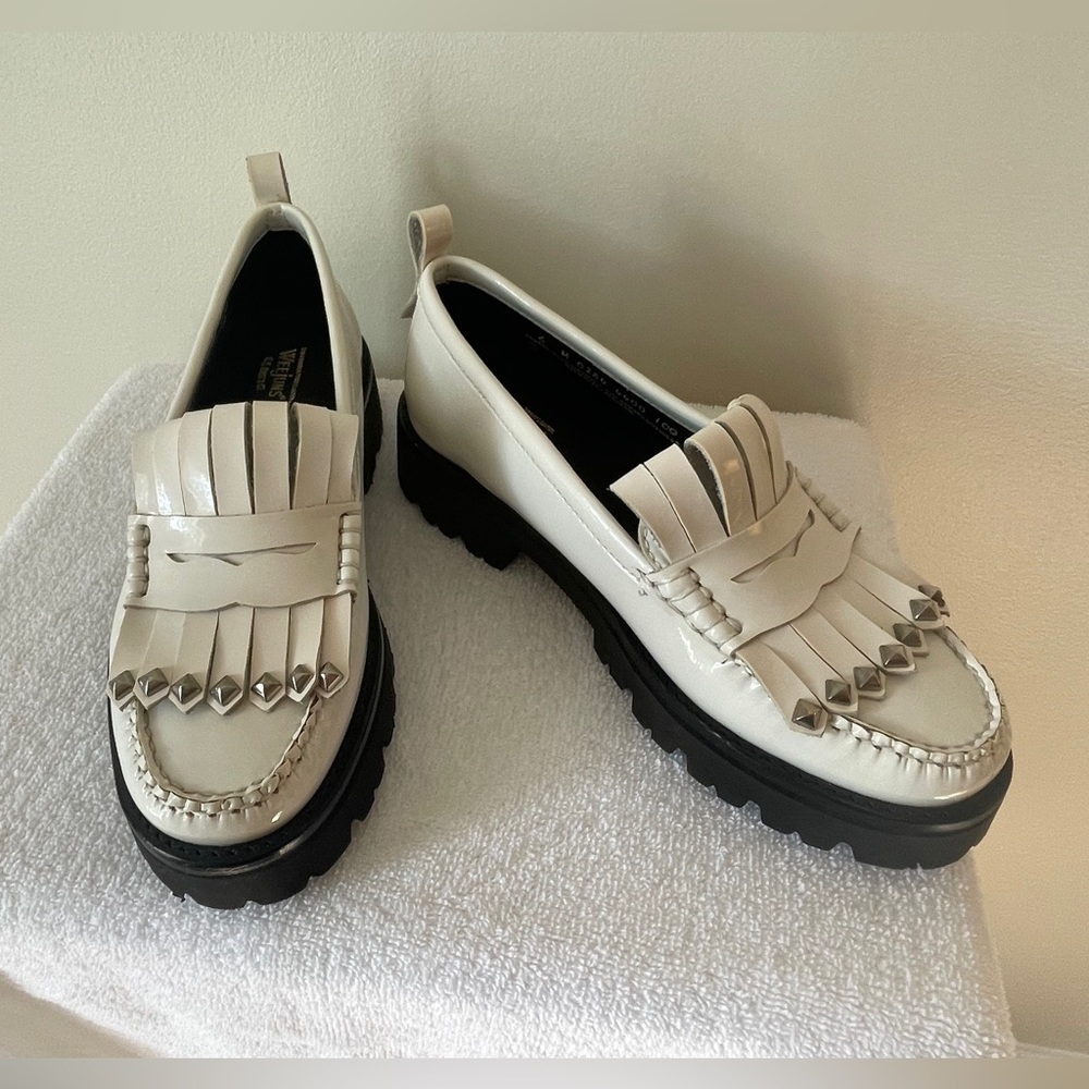 Bass WOMENS WHITNEY BROGUE SUPER LUG WEEJUNS LOAFER Size 6